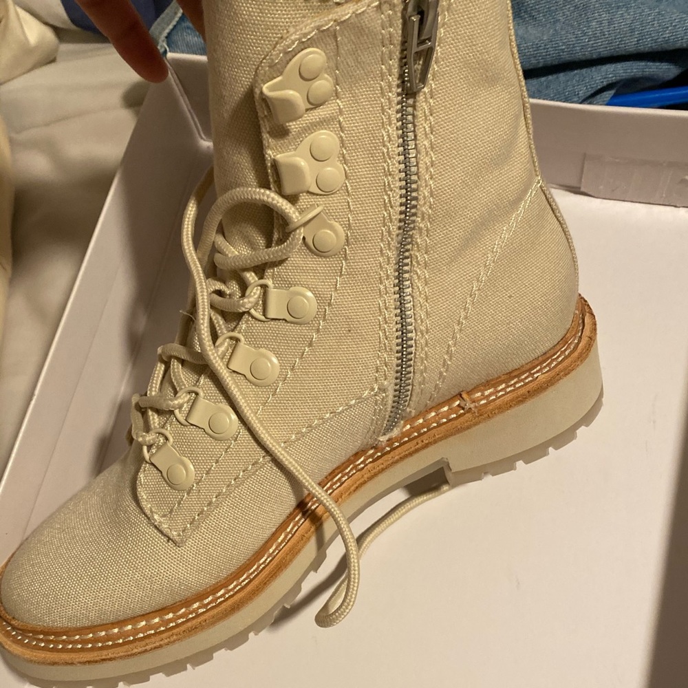 Dolce Vita color sandstone boots size 6 women